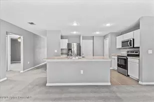 359 Hanford Rd SW, Palm Bay, FL 32908 - Photo 7