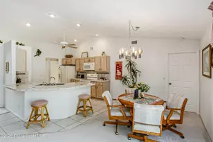 2446 Oakcrest Ln, Melbourne, FL 32904 - Photo 5