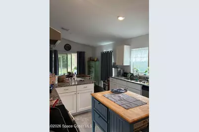 162 SE Mabry Street, Sebastian, FL 32958 - Photo 13