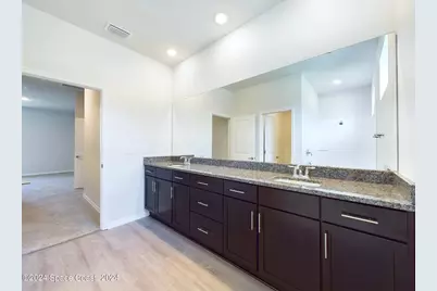 2750 Hague Avenue SW, Palm Bay, FL 32908 - Photo 5