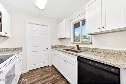 1351 Scottish Street SW, Palm Bay, FL 32908 - Photo 11