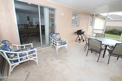 1040 Hosbine Street SE, Palm Bay, FL 32909 - Photo 17