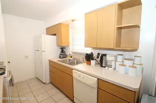 1040 Hosbine St SE, Palm Bay, FL 32909 - Photo 3