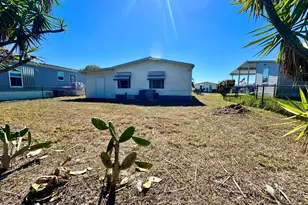 482 Marlin Cir, Barefoot Bay, FL 32976 - Photo 27