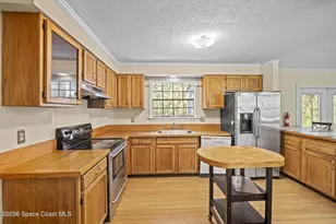 325 E Hall Rd, Merritt Island, FL 32953 - Photo 9