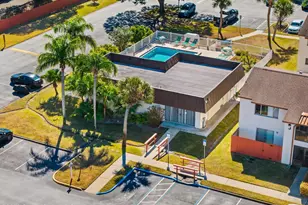 716 Ridge Club Dr, Melbourne, FL 32934 - Photo 29