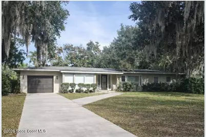 975 Fairview Avenue, Mount Dora, FL 32757 - Photo 1