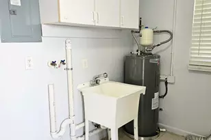 435 S Courtenay Pkwy, Merritt Island, FL 32952 - Photo 27