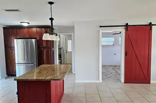 435 S Courtenay Pkwy, Merritt Island, FL 32952 - Photo 9