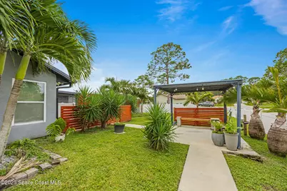 258 Emerson Drive NW, Palm Bay, FL 32907 - Photo 17