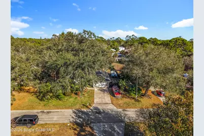 216 Greenwood Avenue, Lehigh Acres, FL 33936 - Photo 3