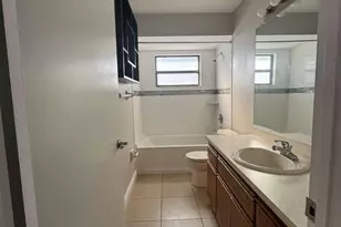 897 S Patrick Dr, Satellite Beach, FL 32937 - Photo 17