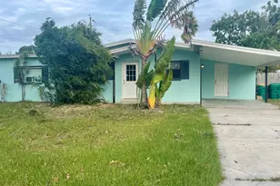 1875 Oakwood Dr, Melbourne, FL 32935 - Photo 1