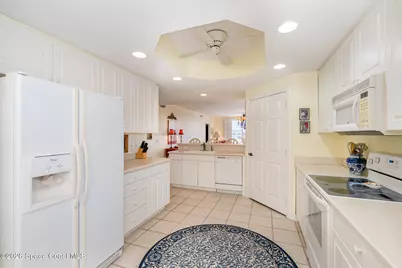 8961 Lake Drive #506, Cape Canaveral, FL 32920 - Photo 5