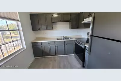 556 Titus Street, Titusville, FL 32796 - Photo 9