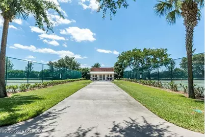 1640 N 42nd Circle #206, Vero Beach, FL 32967 - Photo 15