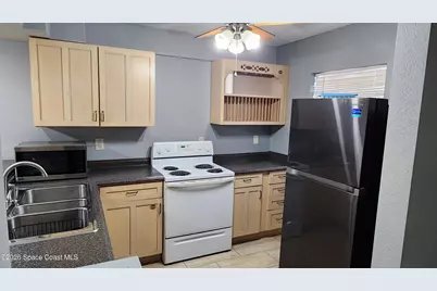 2980 Sir Hamilton Circle #6, Titusville, FL 32780 - Photo 3