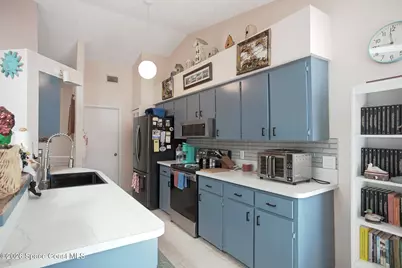 6506 Floridana Avenue, Melbourne Beach, FL 32951 - Photo 7