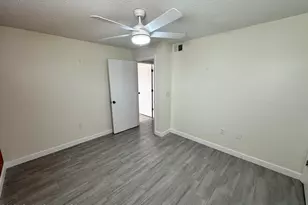 4740 Lake Waterford Way, Melbourne, FL 32901 - Photo 17