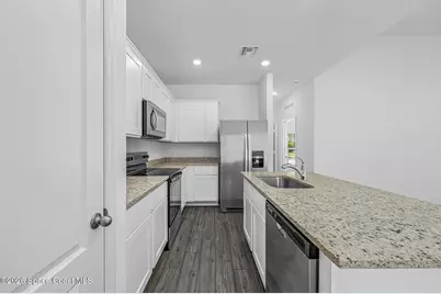 810 De Groodt Road SW #37, Palm Bay, FL 32908 - Photo 9