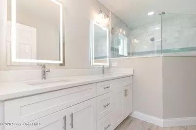 466 Tunis Road SW, Palm Bay, FL 32908 - Photo 13