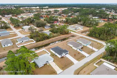 2347 Hagoplan Avenue SW, Palm Bay, FL 32908 - Photo 41