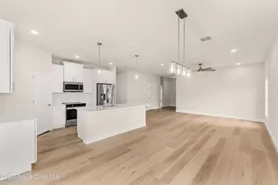 455 Mimosa St SW, Palm Bay, FL 32908 - Photo 9