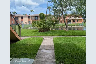 121 San Juan Circle, Melbourne, FL 32935 - Photo 9