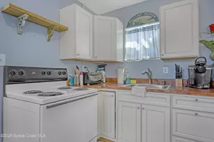 2179 Pineapple Ave, Melbourne, FL 32935 - Photo 35