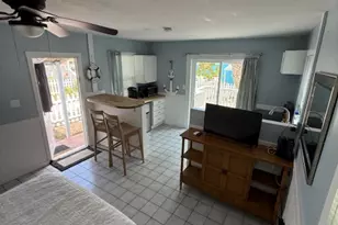 2179 Pineapple Ave, Melbourne, FL 32935 - Photo 23