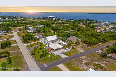 8865 Central Avenue, Micco, FL 32976 - Photo 53