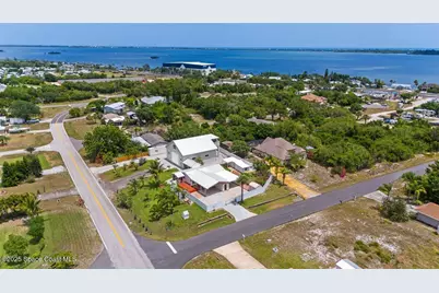 8865 Central Avenue, Micco, FL 32976 - Photo 49