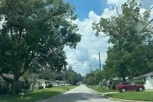 2425 Holmes St, Jacksonville, FL 32206 - Photo 3