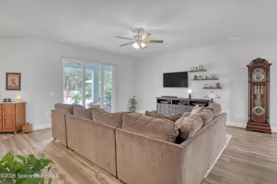 1837 Market Circle NE, Palm Bay, FL 32905 - Photo 17