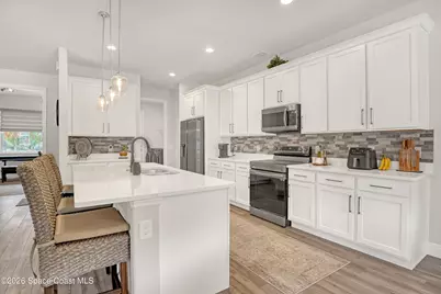 1837 Market Circle NE, Palm Bay, FL 32905 - Photo 9