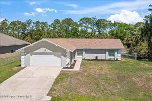 1733 Zaminder St NW, Palm Bay, FL 32907 - Photo 1