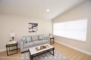 1733 Zaminder St NW, Palm Bay, FL 32907 - Photo 9