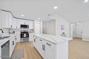 1733 Zaminder St NW, Palm Bay, FL 32907 - Photo 15