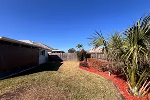 2565 Ventura Cir, West Melbourne, FL 32904 - Photo 23