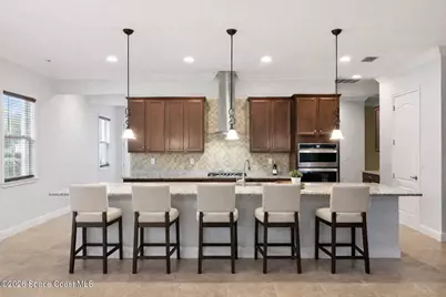 5043 Vantage Court, Saint Cloud, FL 34772 - Photo 3