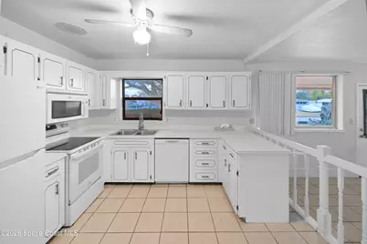 516 Falmouth Avenue, Merritt Island, FL 32952 - Photo 7