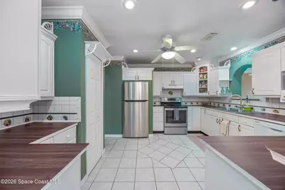 701 Rostock Circle NW, Palm Bay, FL 32907 - Photo 9