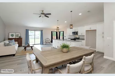 236 Maywood Avenue NW, Palm Bay, FL 32907 - Photo 3