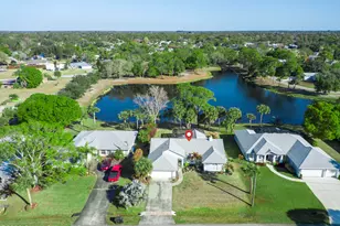 479 Lanfair Ave, Sebastian, FL 32958 - Photo 9