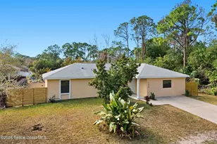 1336 Gingold St NW, Palm Bay, FL 32907 - Photo 1