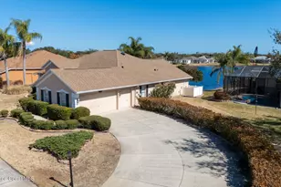 4827 Alamanda Dr, Melbourne, FL 32940 - Photo 41