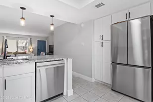 1515 Huntington Ln, Rockledge, FL 32955 - Photo 9