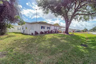 498 Marlin Cir, Barefoot Bay, FL 32976 - Photo 31