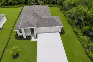 371 Halloran St SE, Palm Bay, FL 32909 - Photo 3