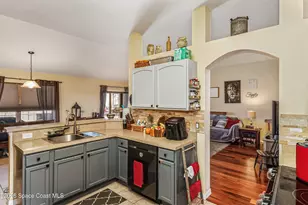 559 Mimosa St SW, Palm Bay, FL 32907 - Photo 13